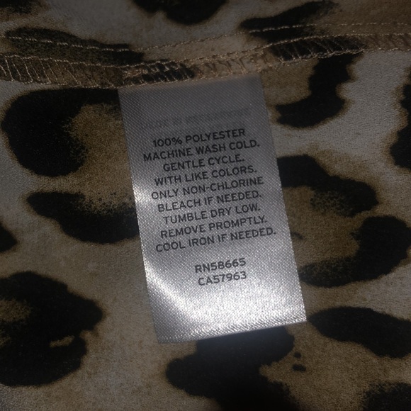 Abound Tan Leopard Camp Shirt - Picture 5 of 12